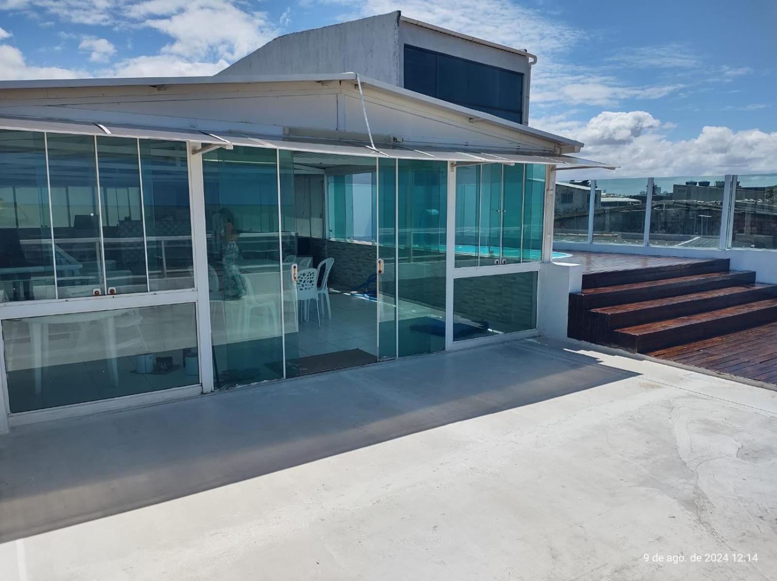 Casa Com Piscina A Beira Mar. * Recife